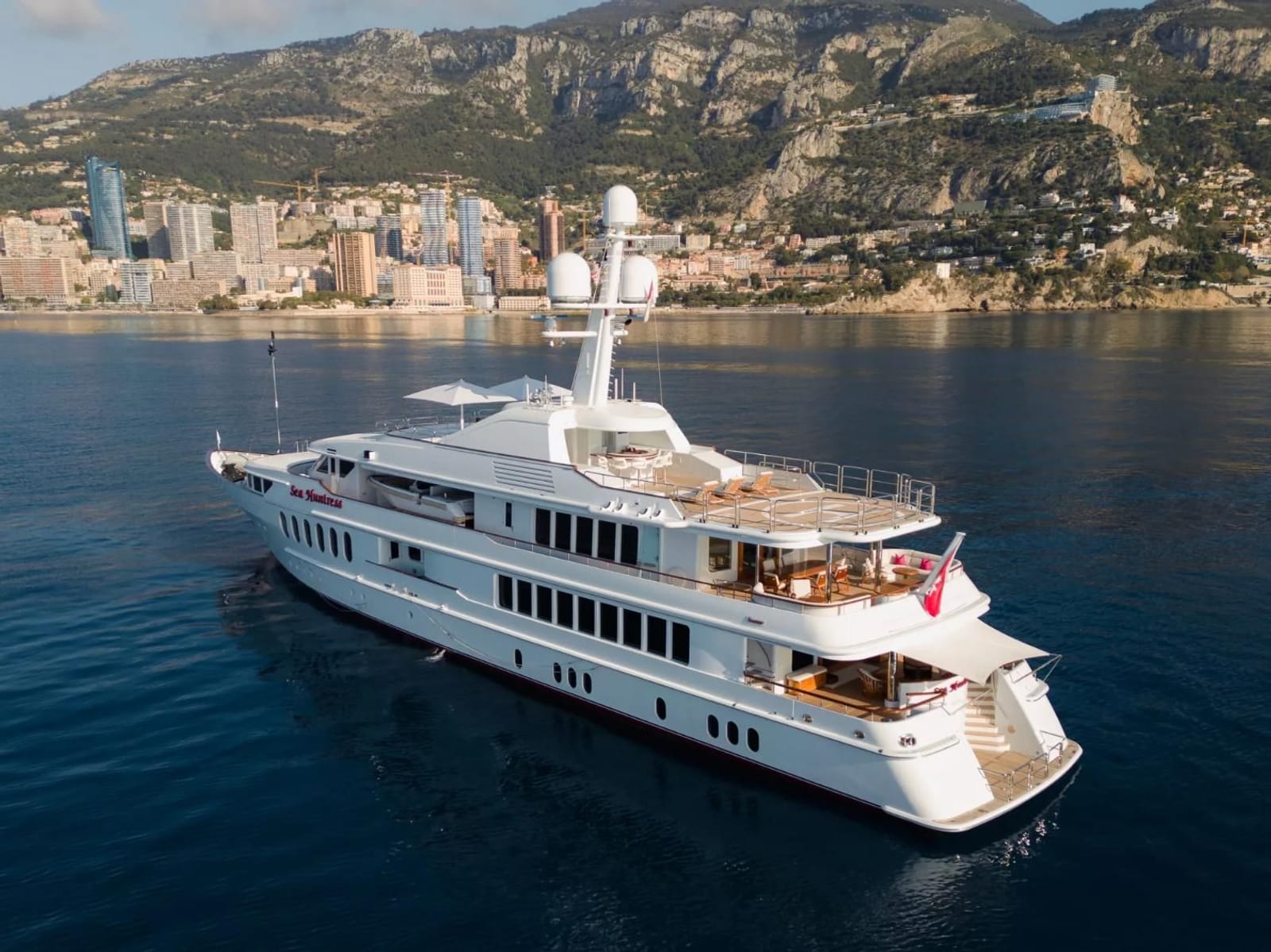 Sea Huntress-2-gallery