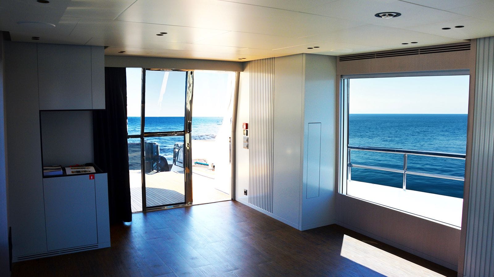 ZIMA Yacht for Sale IYC