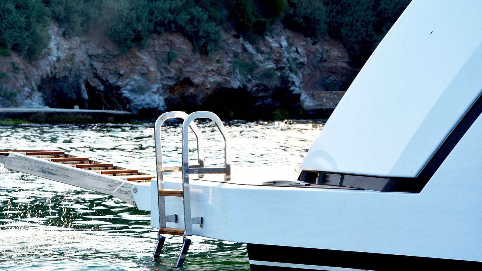 ZIMA Yacht for Sale IYC