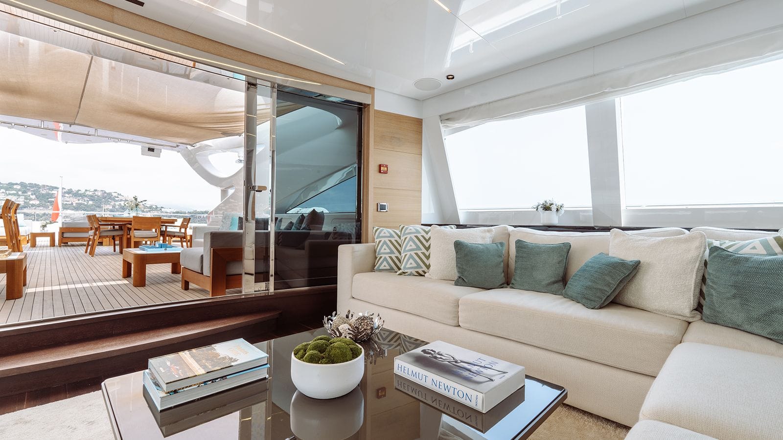 BON VIVANT-23-gallery