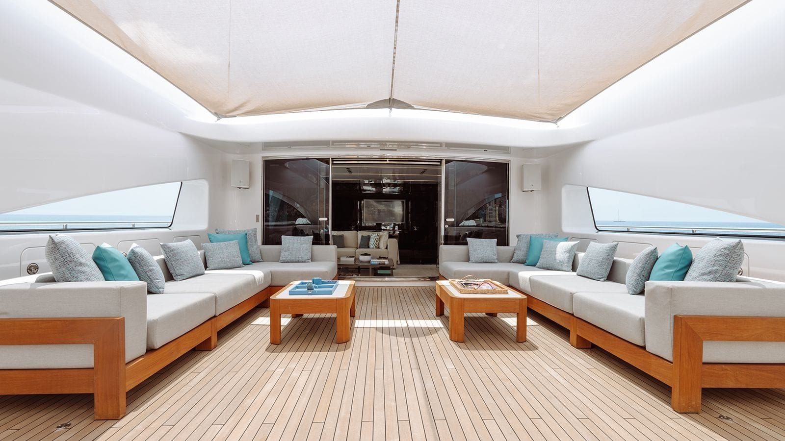 BON VIVANT-26-gallery