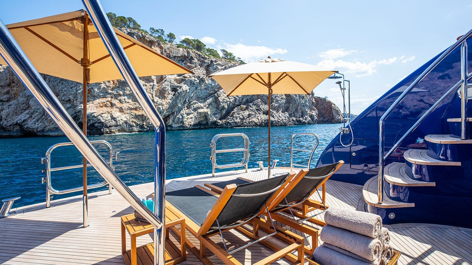 LA DEA II-22-gallery