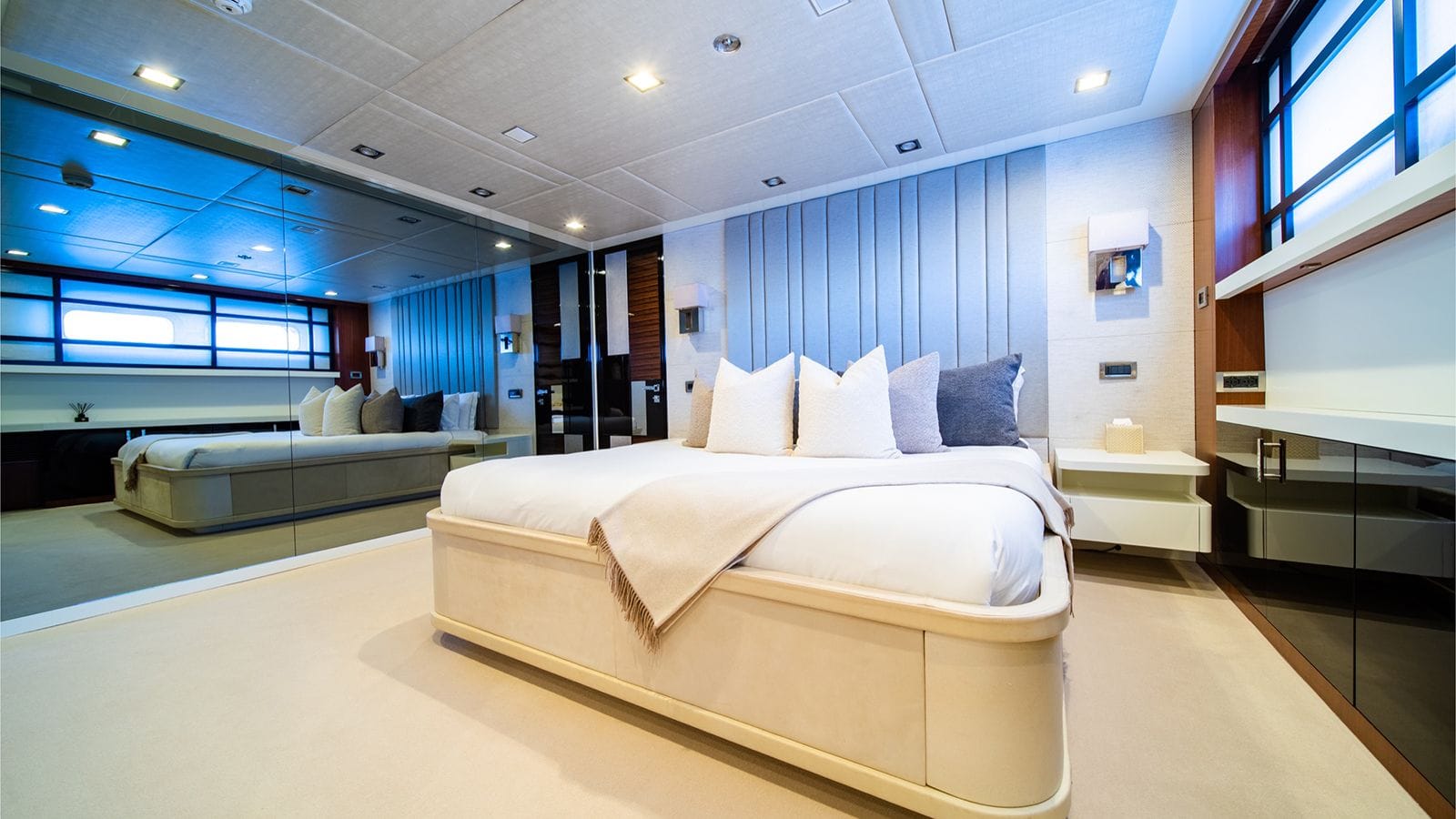 HOLDIN' MY OWN-23-gallery