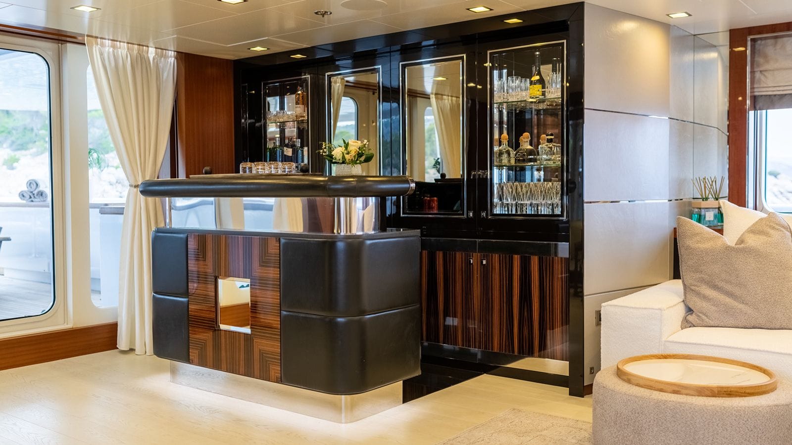 HOLDIN' MY OWN-10-gallery