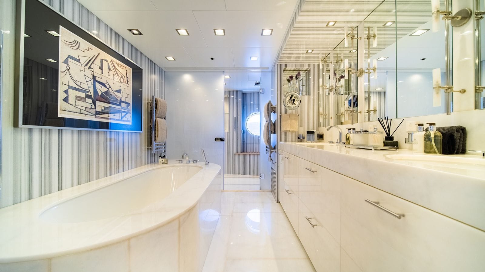 HOLDIN' MY OWN-17-gallery