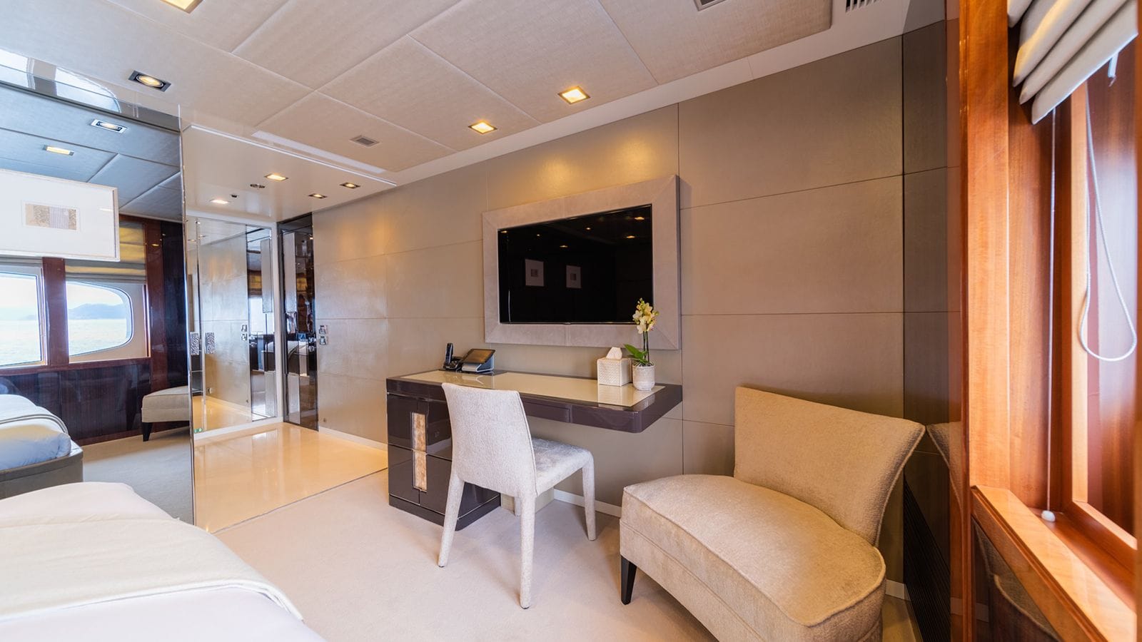 HOLDIN' MY OWN-21-gallery