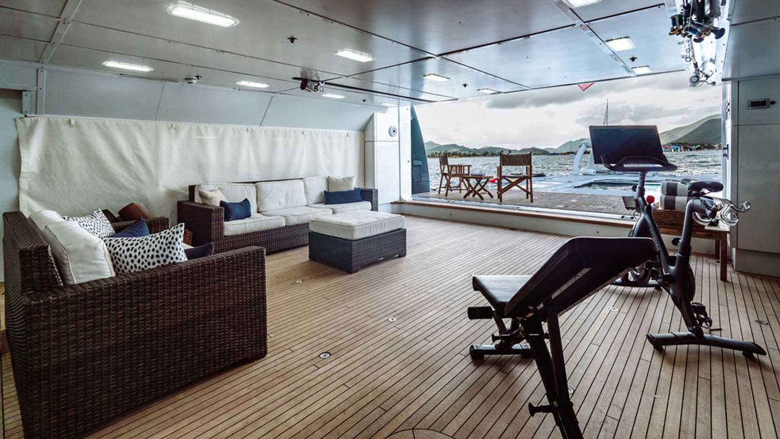 LADY BETH-41-gallery