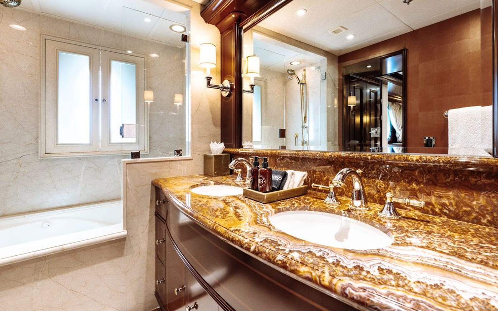 LADY BETH-21-gallery