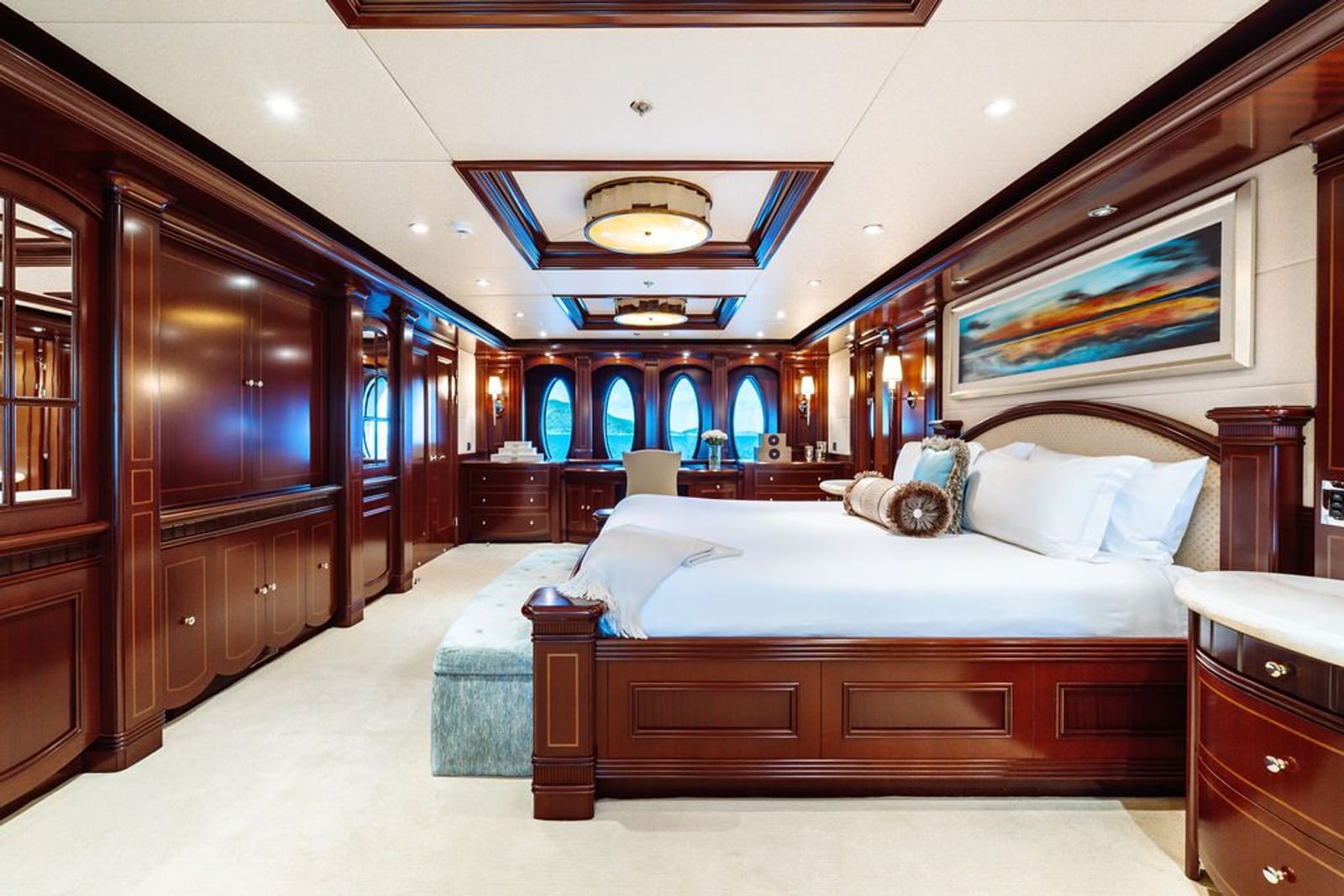 LADY BETH-11-gallery