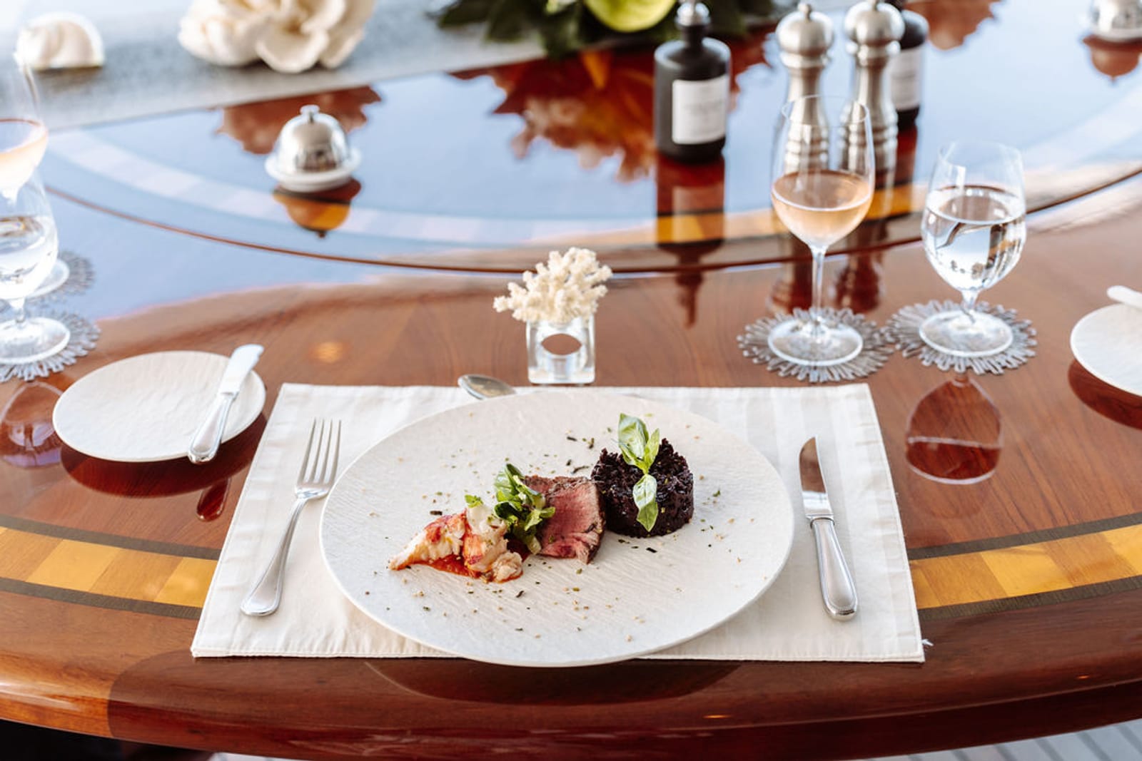 LADY BETH-2-moreInfo