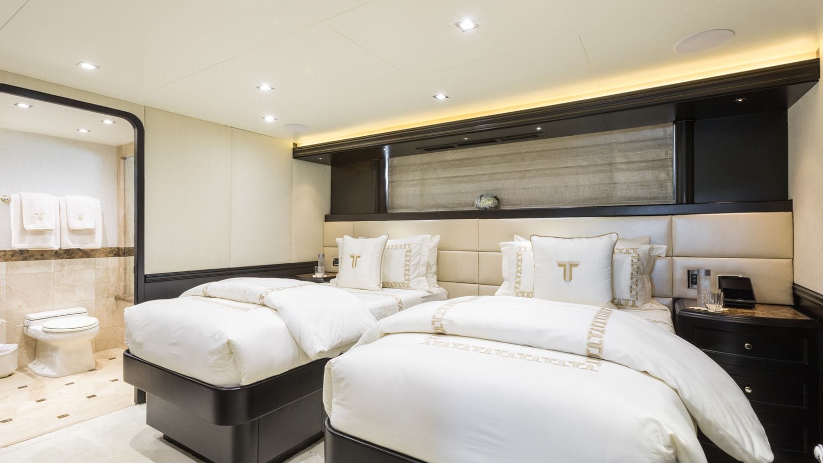 TANZANITE-12-gallery