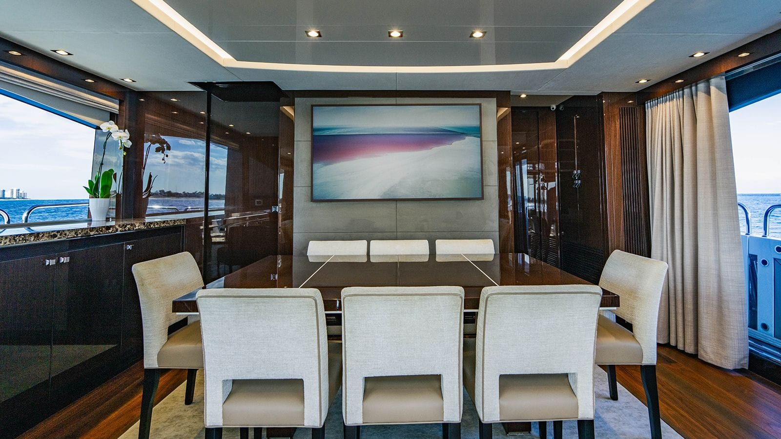 Golden Ours-24-gallery