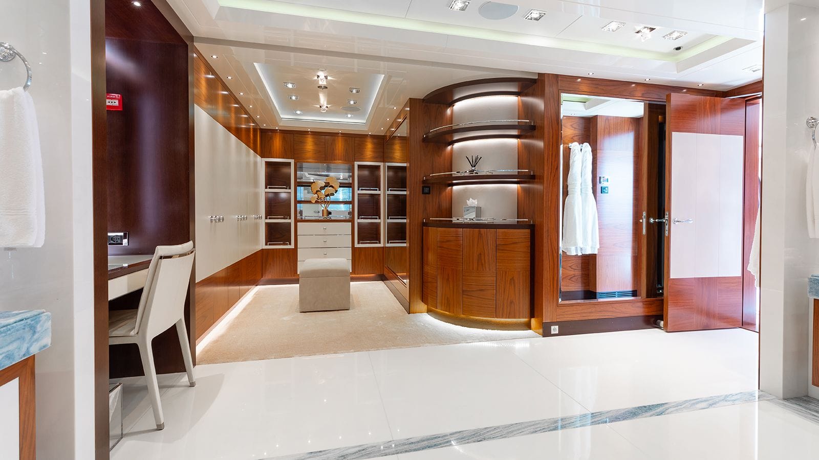 Quantum of Solace-14-gallery