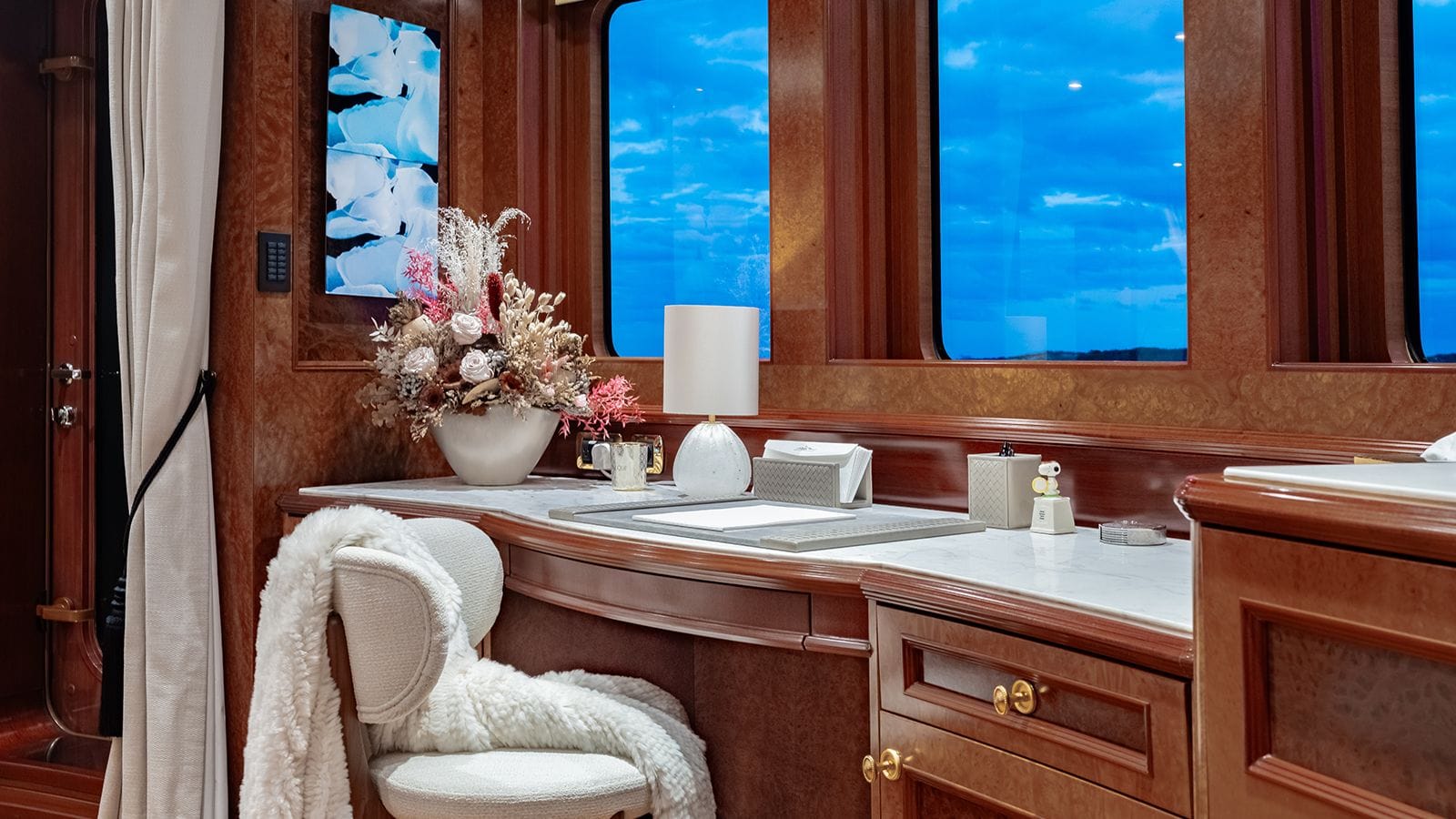 IRON BLONDE-19-gallery