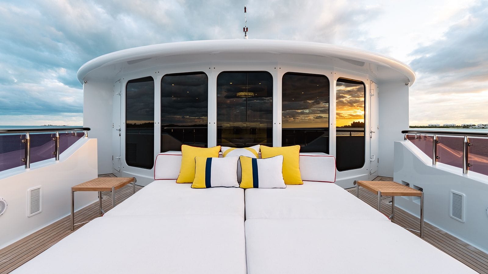 IRON BLONDE-4-gallery