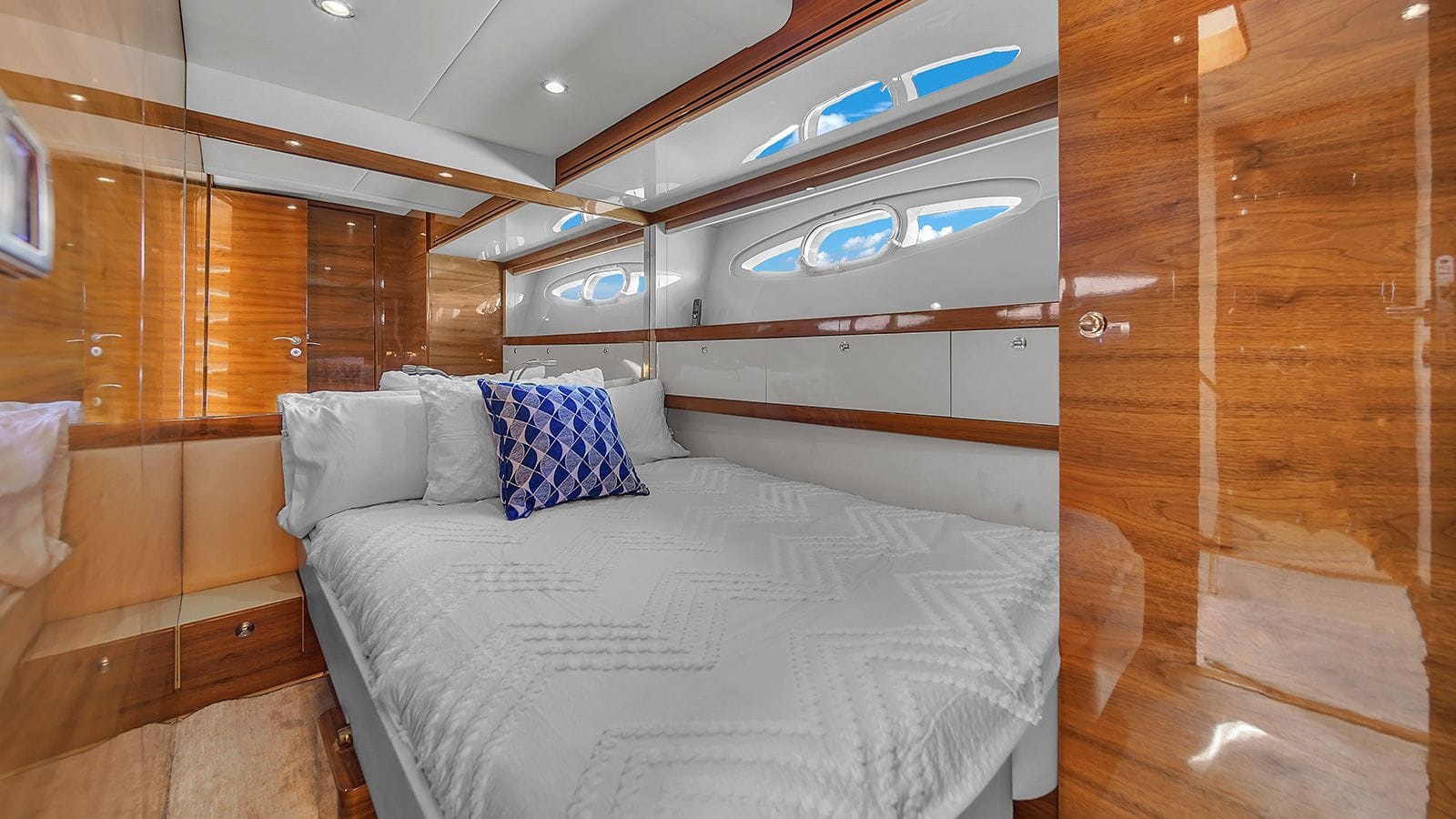 MISS NICOLAS-27-gallery