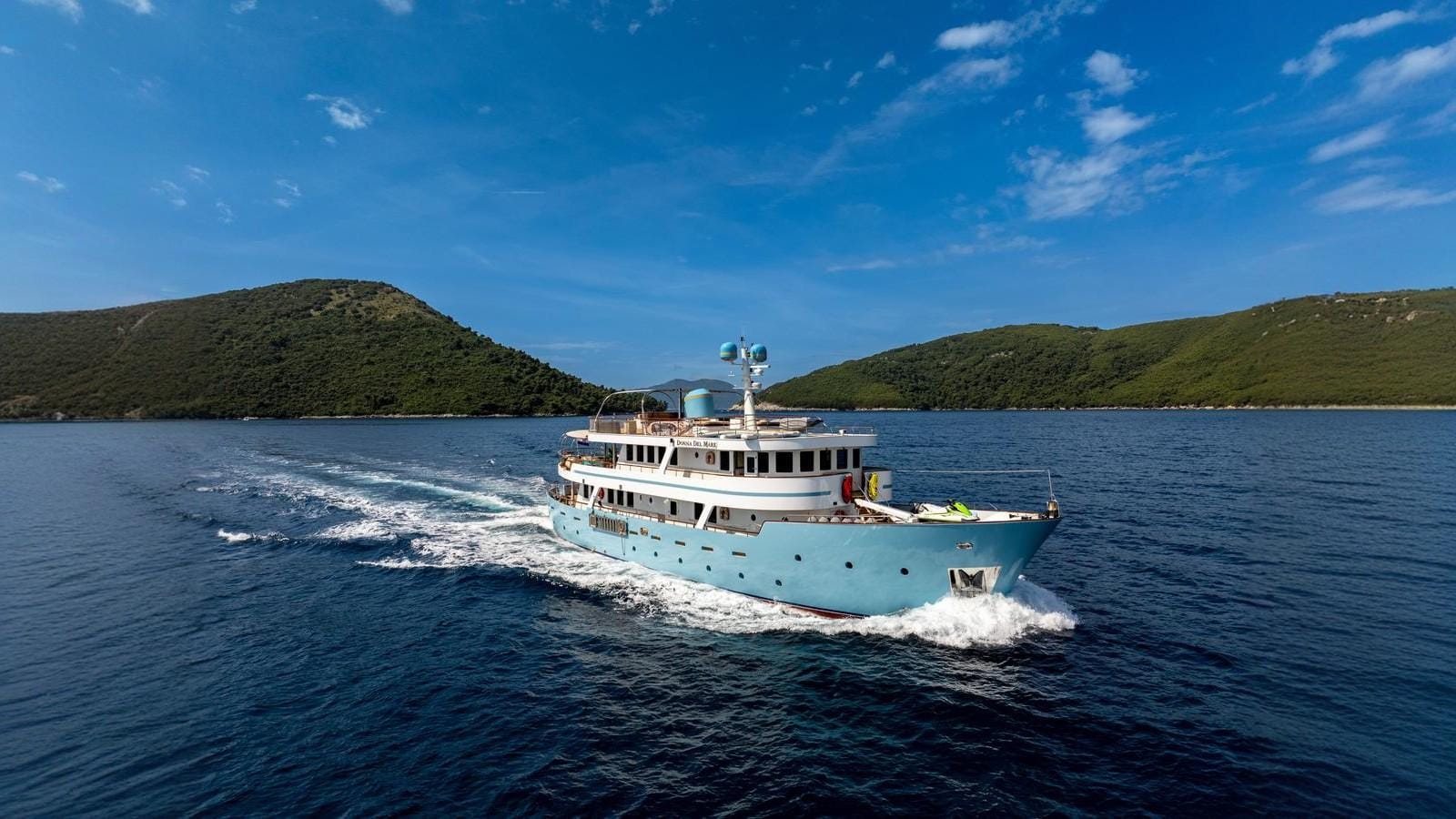 DONNA DEL MARE-2-gallery