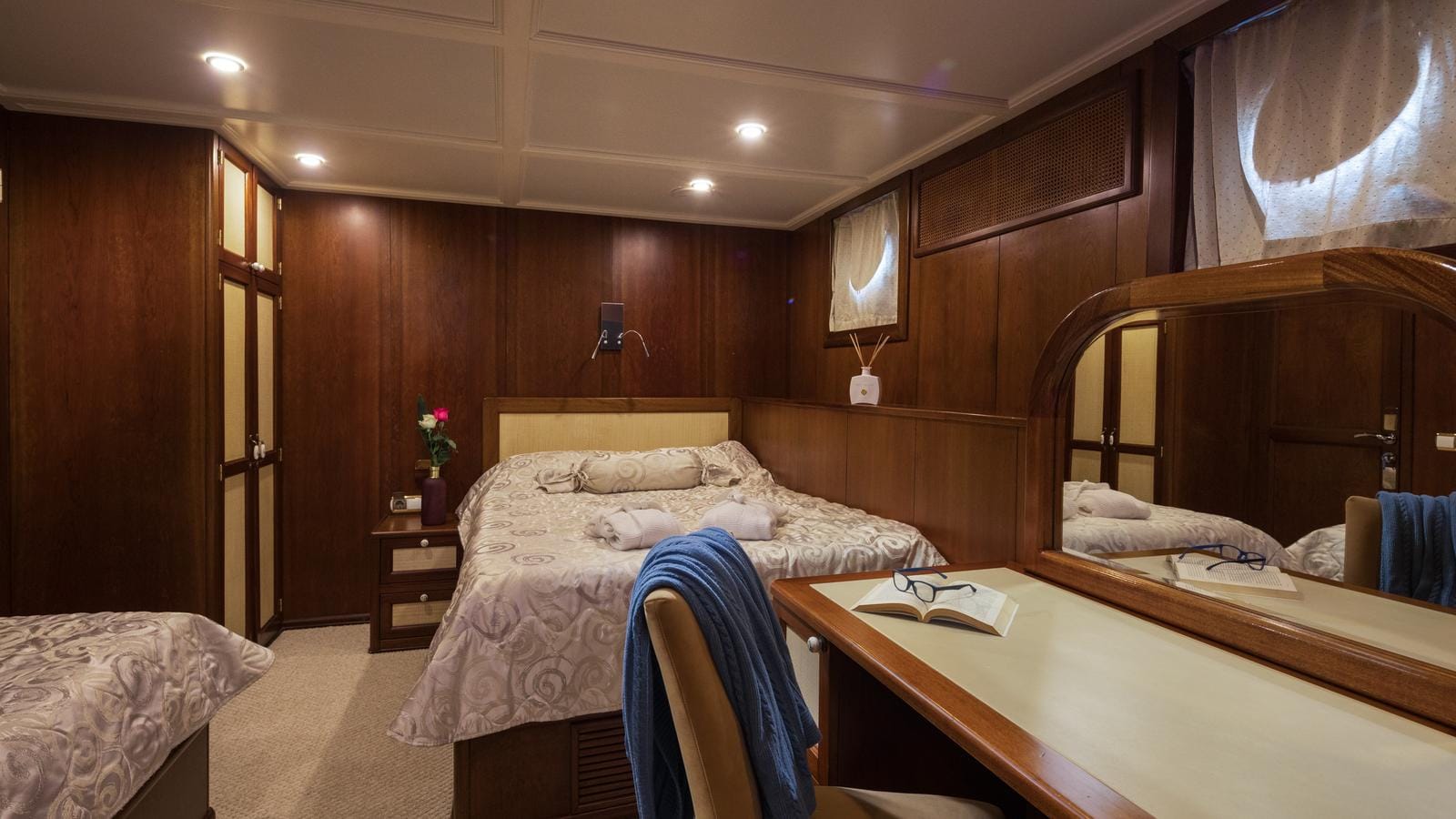 DONNA DEL MARE-30-gallery