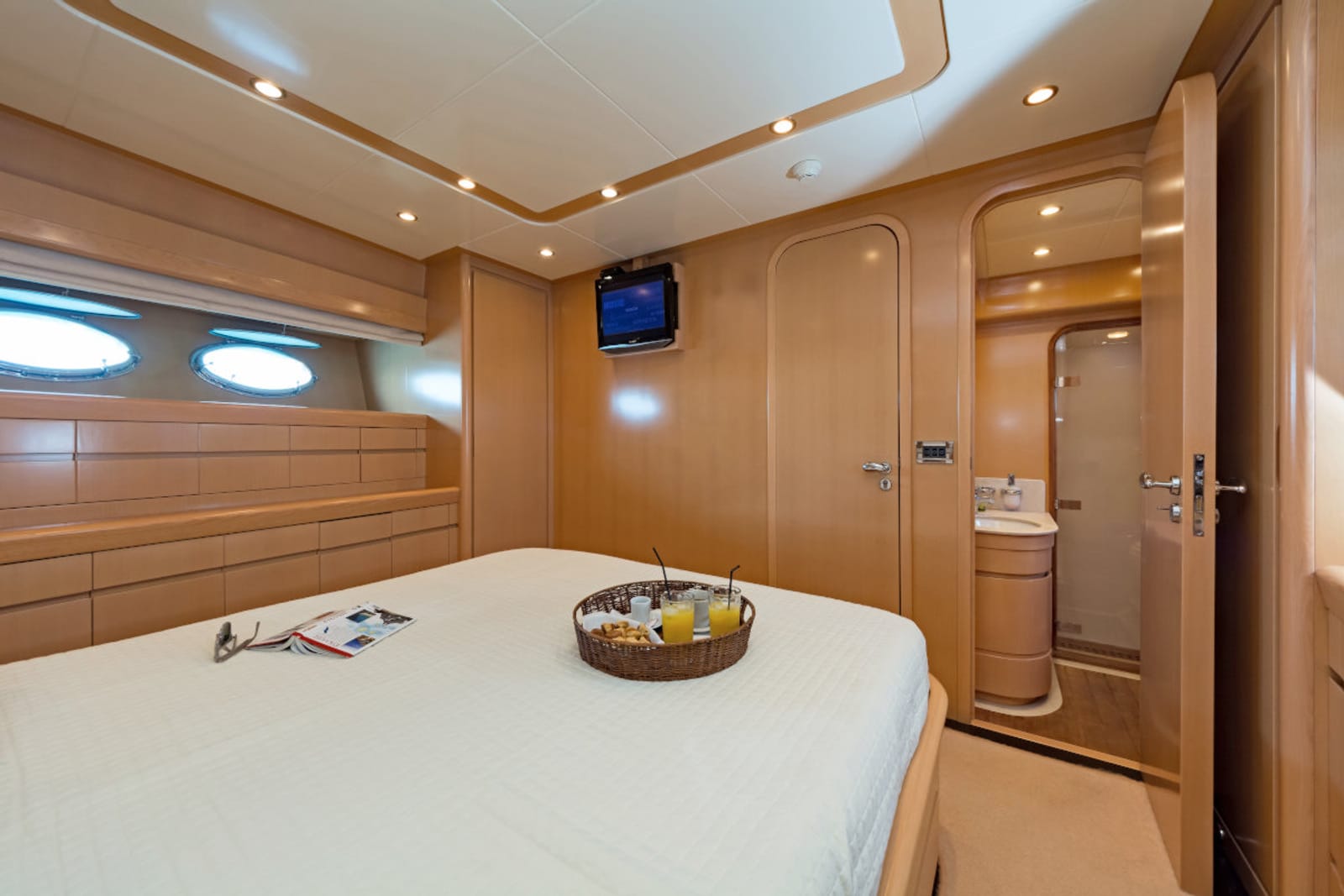 LETTOULI III-22-gallery