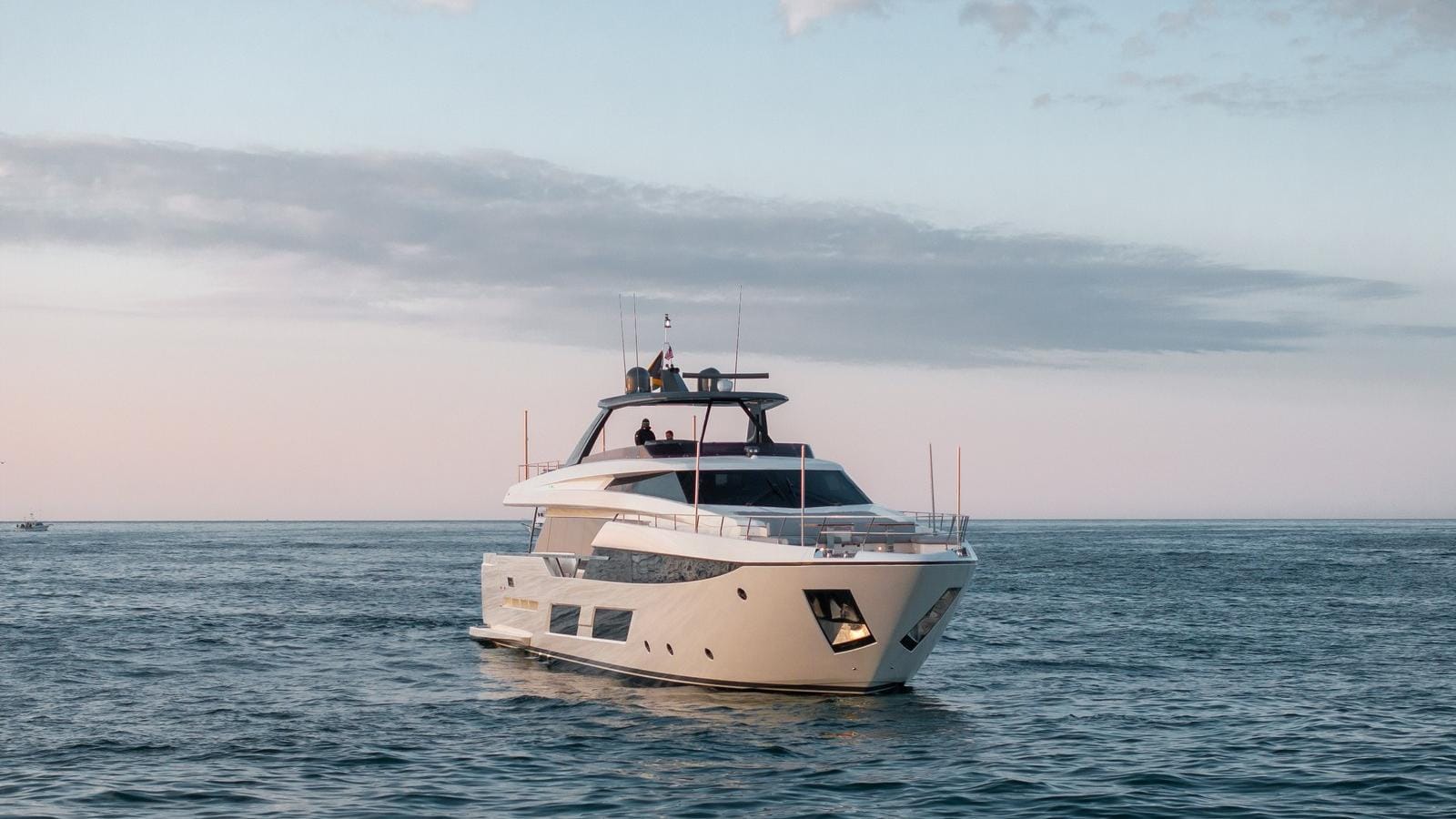 DATE NIGHT-3-gallery