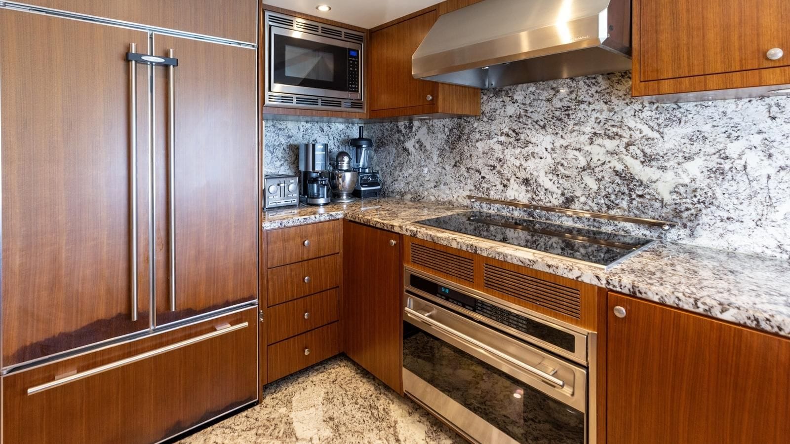 Je Reviens-20-gallery