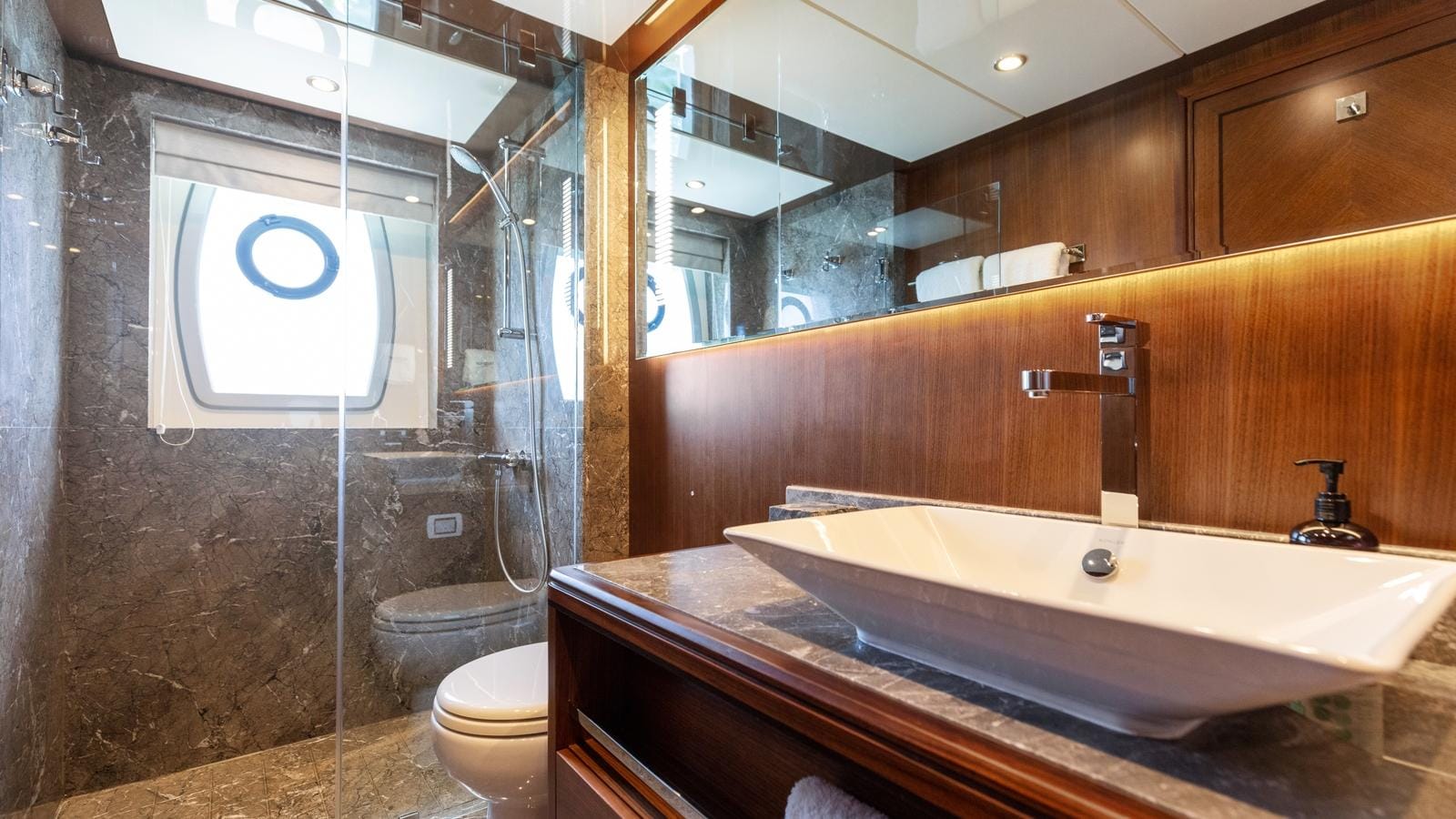 Je Reviens-25-gallery