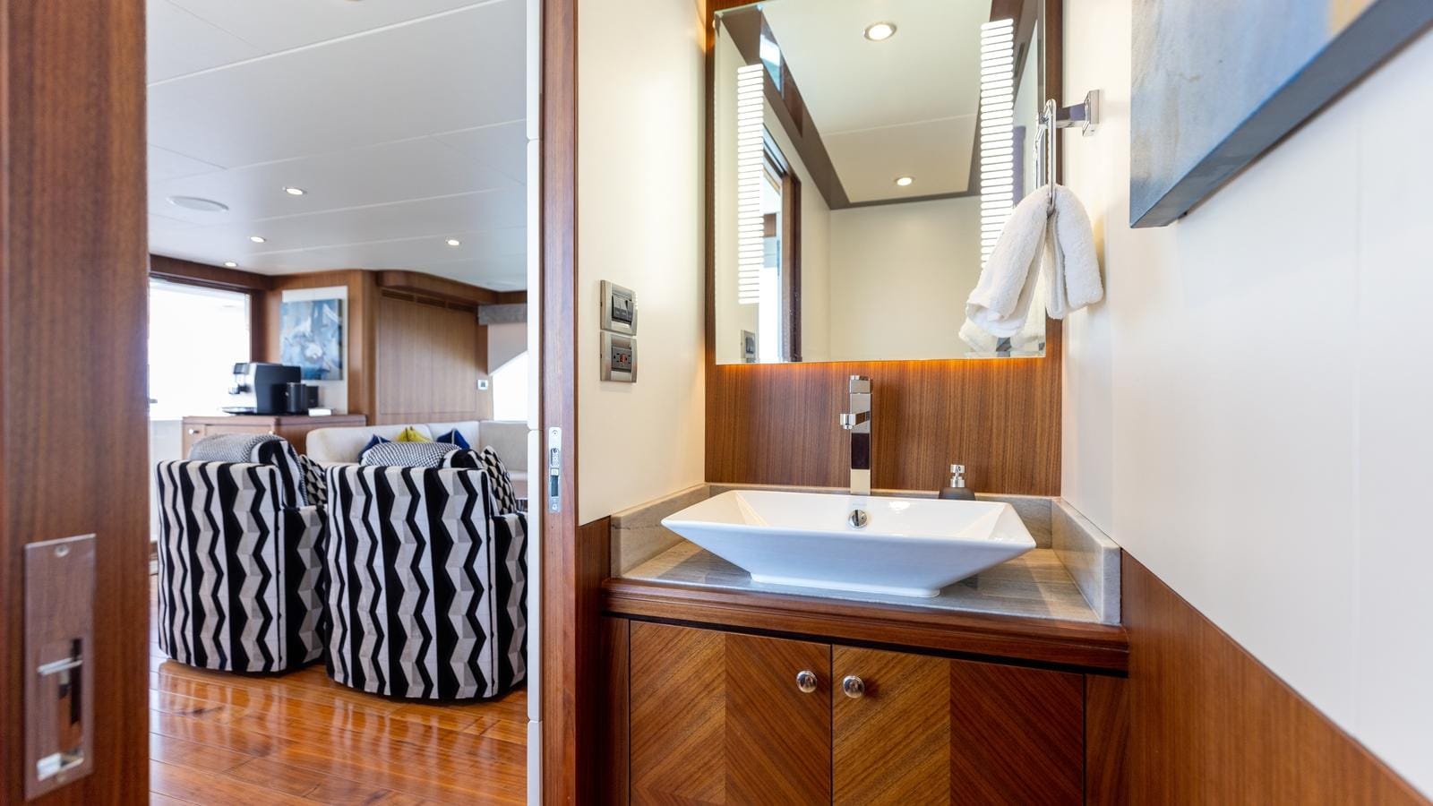 Je Reviens-32-gallery