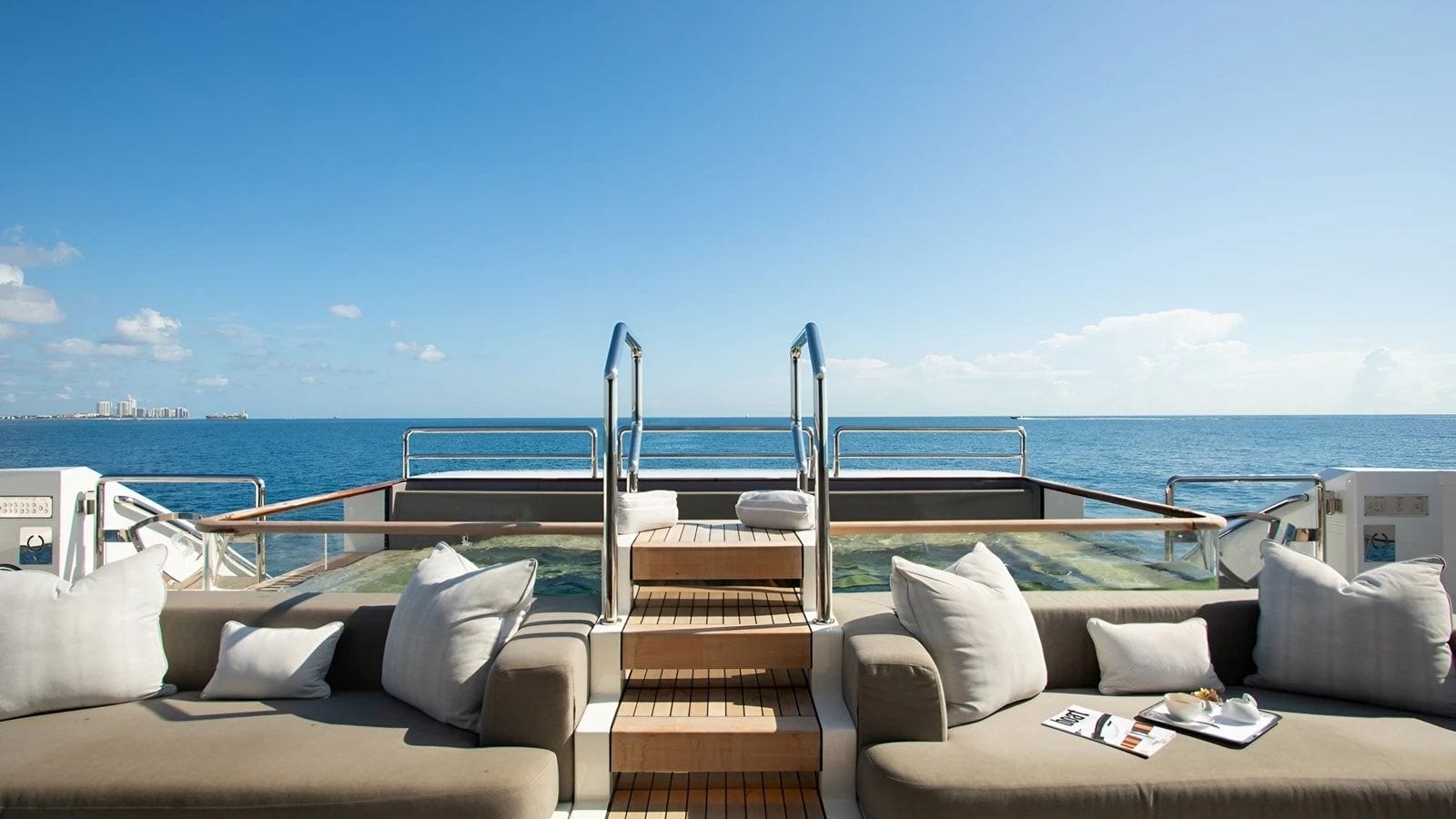 Casino Royale-7-gallery