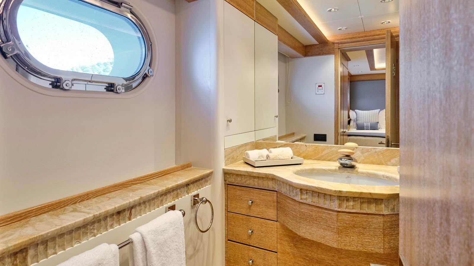  ARTEMISEA-40-gallery