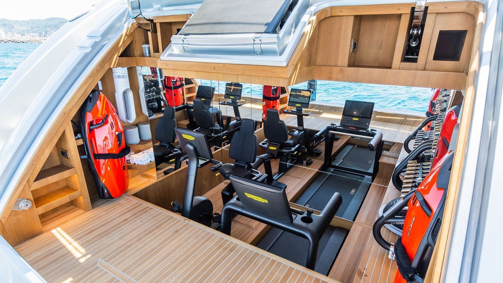 SILVER WIND-16-gallery