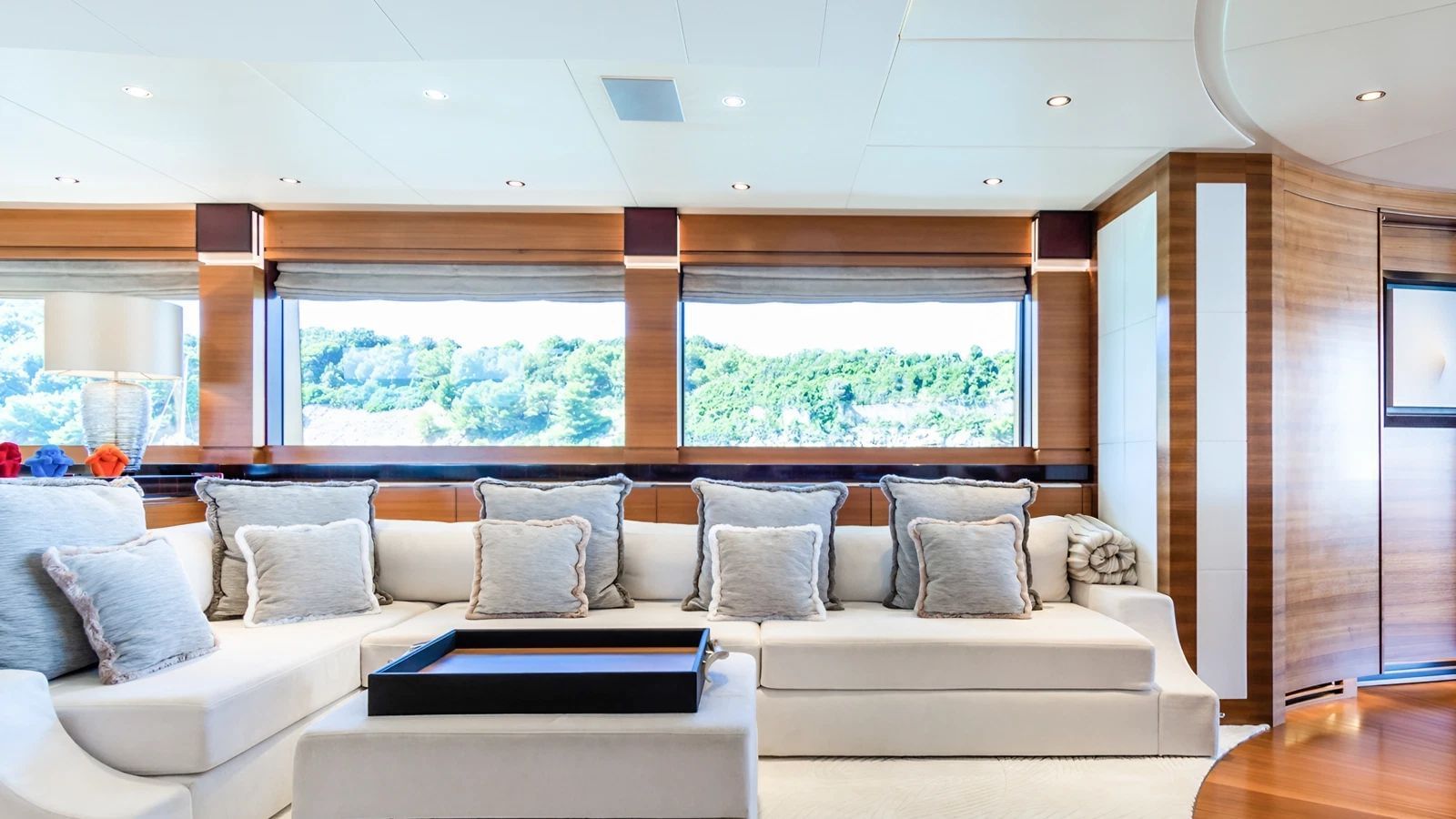 SILVER WIND-25-gallery