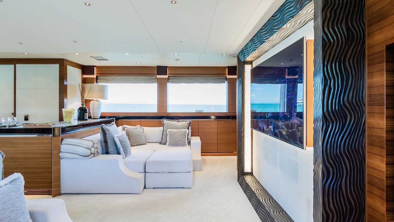 SILVER WIND-27-gallery