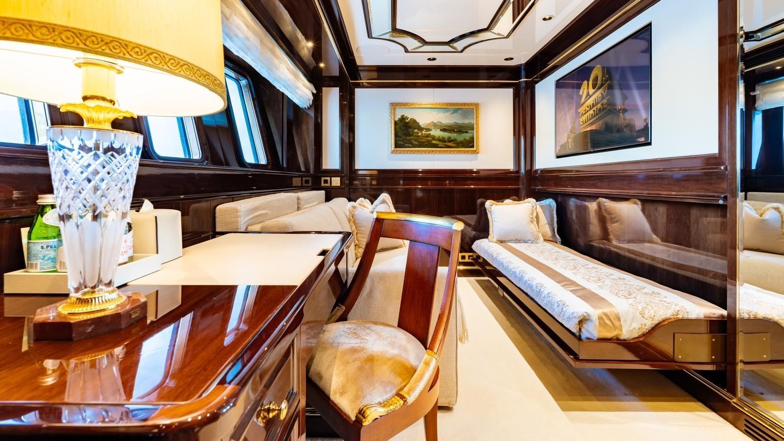 LADY LENA-35-gallery