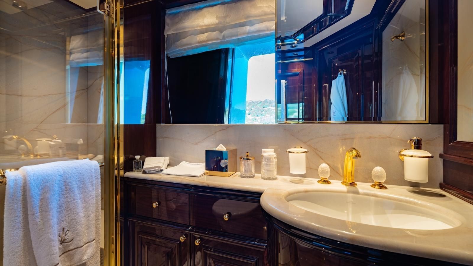 LADY LENA-38-gallery