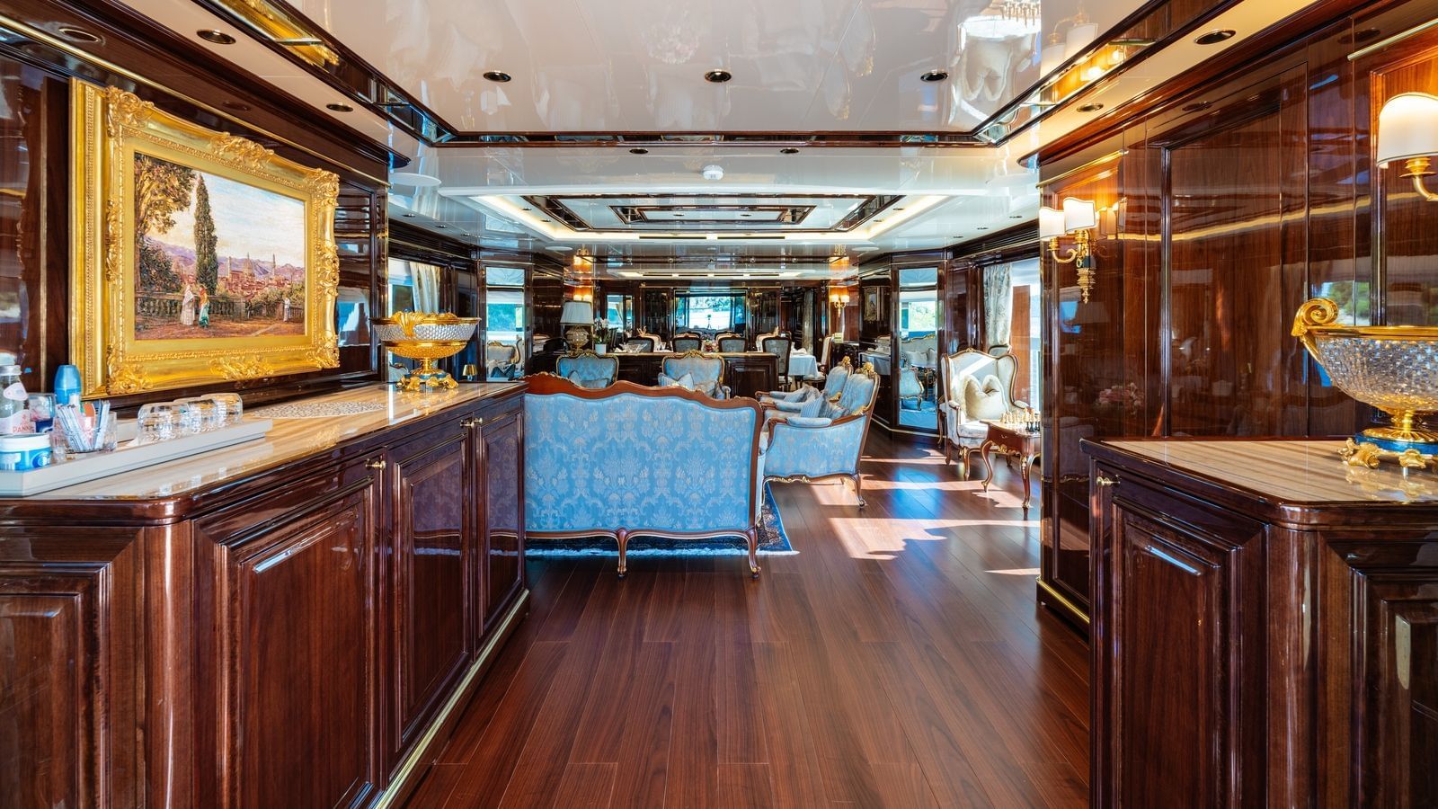 LADY LENA-15-gallery