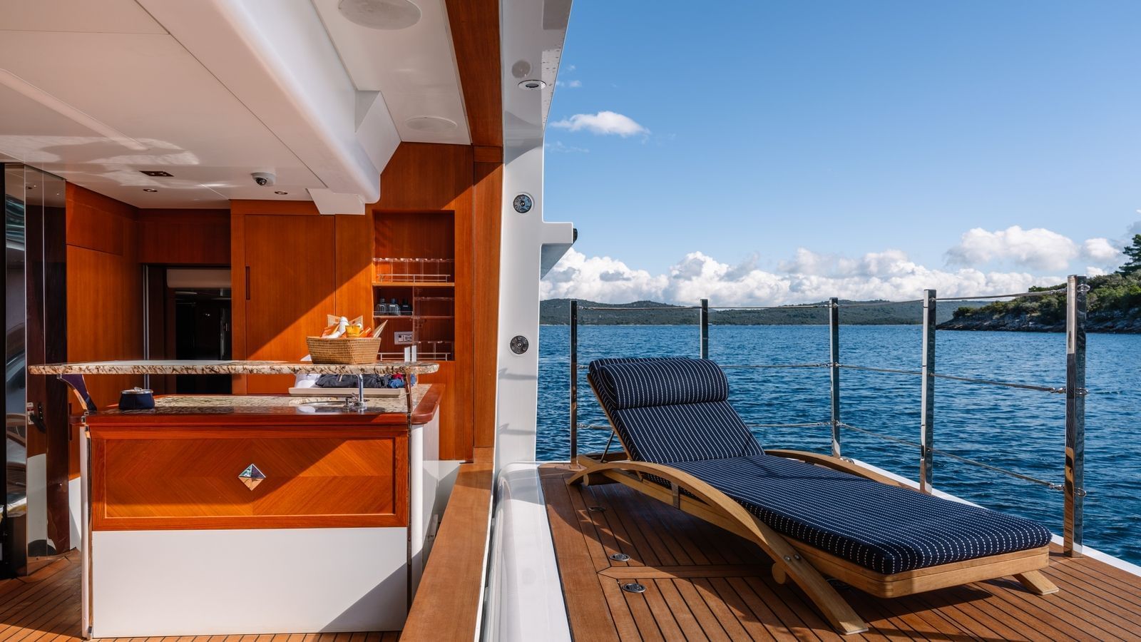 LADY LENA-68-gallery