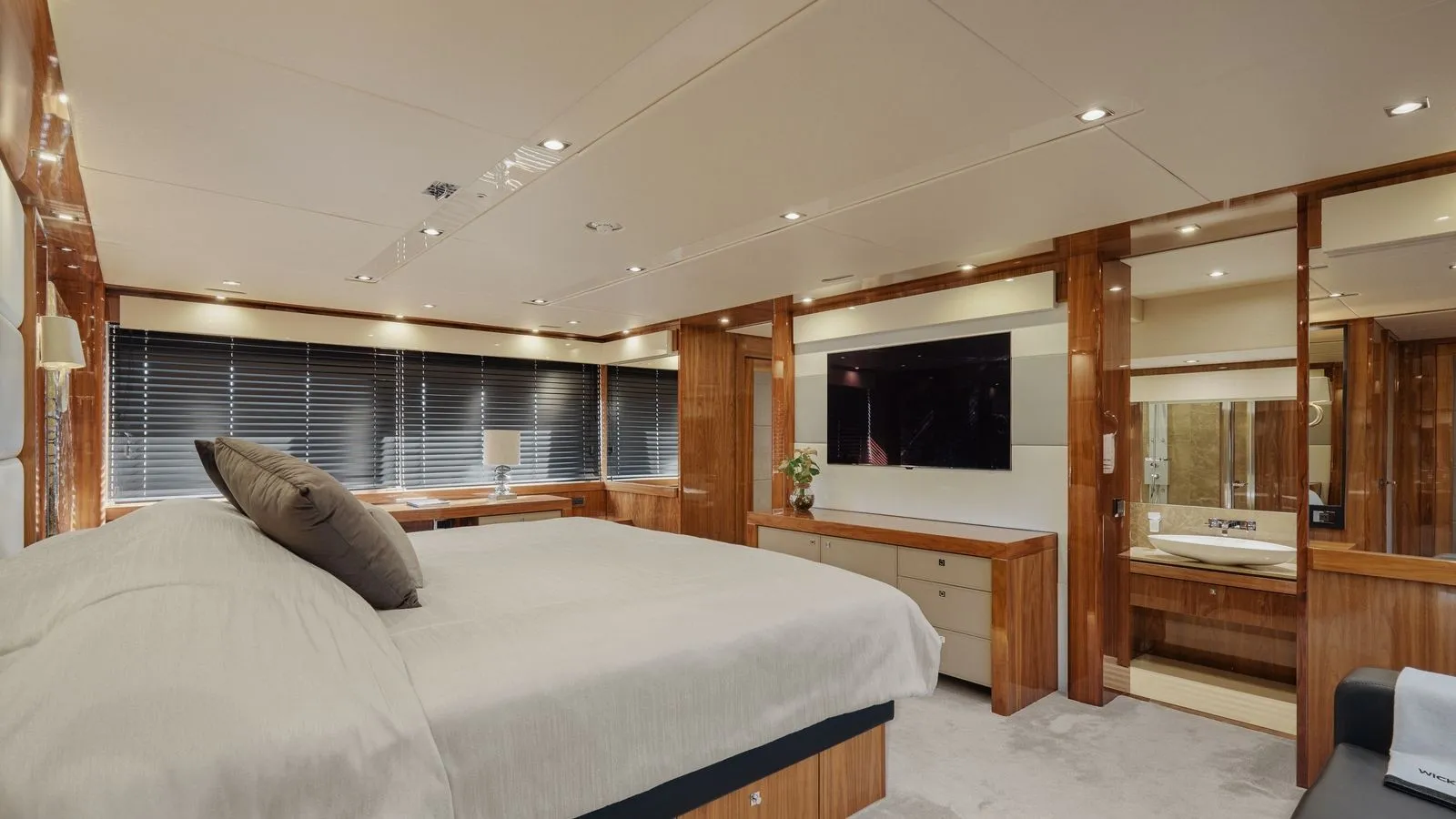 WICKED PLAY-37-gallery