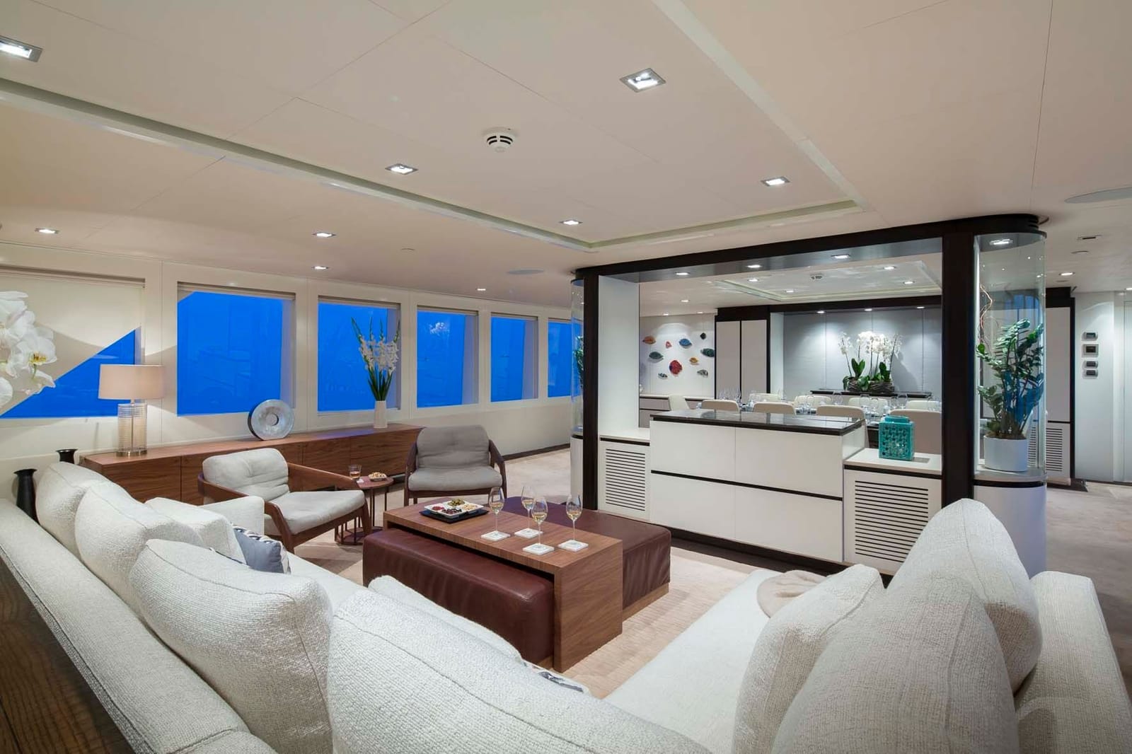 BIG SKY Yacht for Charter IYC