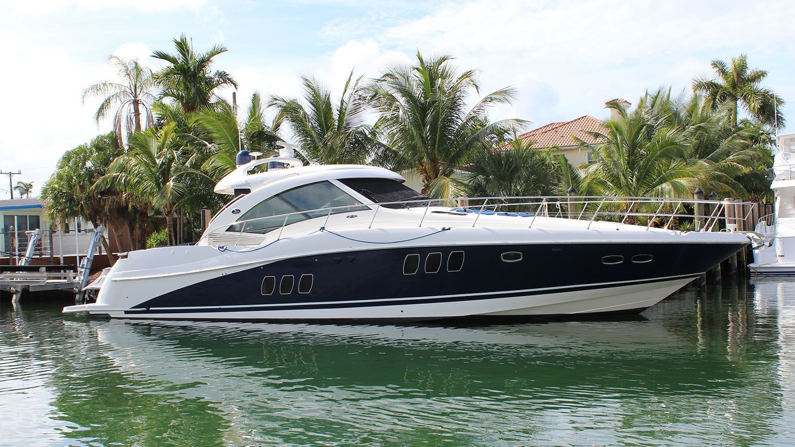 blue eyes yacht for sale