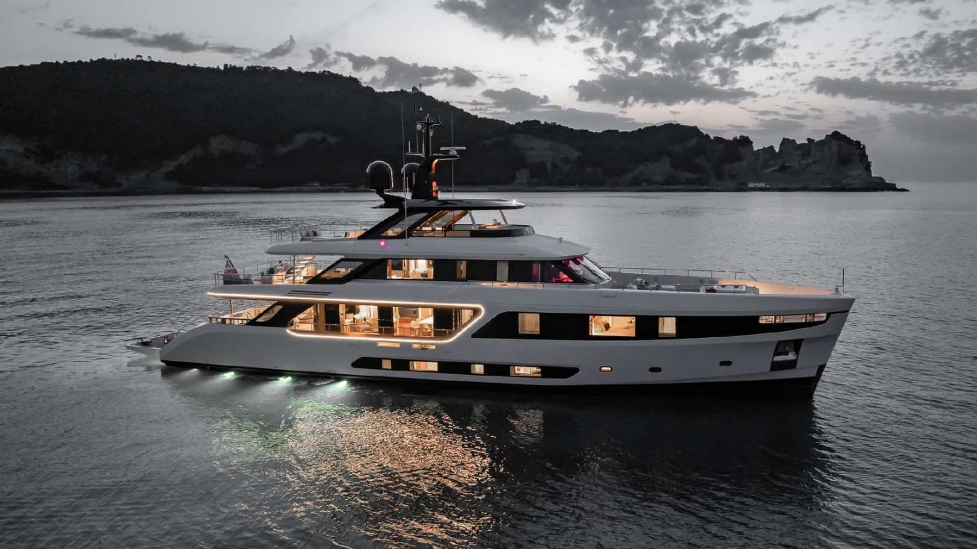 LEGEND — charteryacht i Kroatien