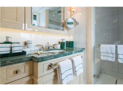 Plvs Vltra-34-gallery-thumbnail