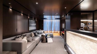 Casino Royale-26-gallery-thumbnail