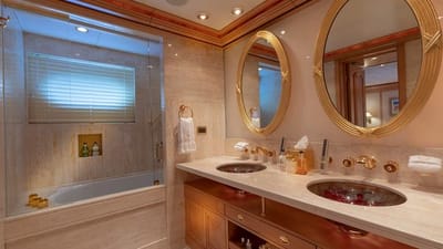 LAUREL-25-gallery-thumbnail