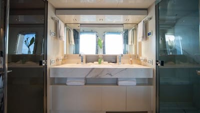 SQUALO-18-gallery-thumbnail