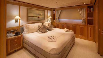 LAUREL-34-gallery-thumbnail