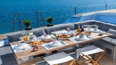 BLACK LION-11-gallery-thumbnail