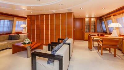 AGRAM-28-gallery-thumbnail