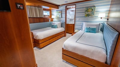 SILVER SEAS -47-gallery-thumbnail