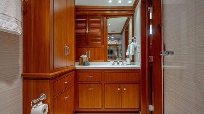 SILVER SEAS -38-gallery-thumbnail