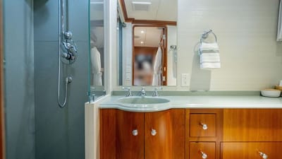 SILVER SEAS -52-gallery-thumbnail